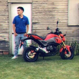 Meet your Posher, Victor